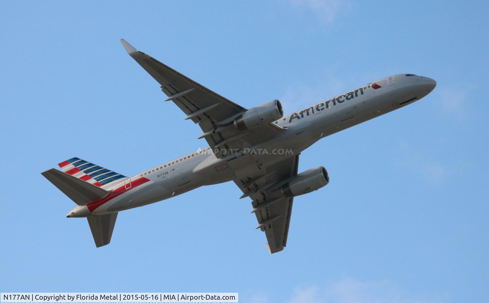 N177AN, 2002 Boeing 757-223 C/N 32396, American