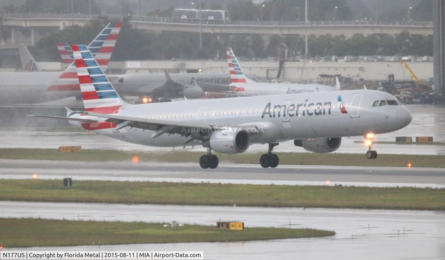 N177US, 2001 Airbus A321-211 C/N 1517, American