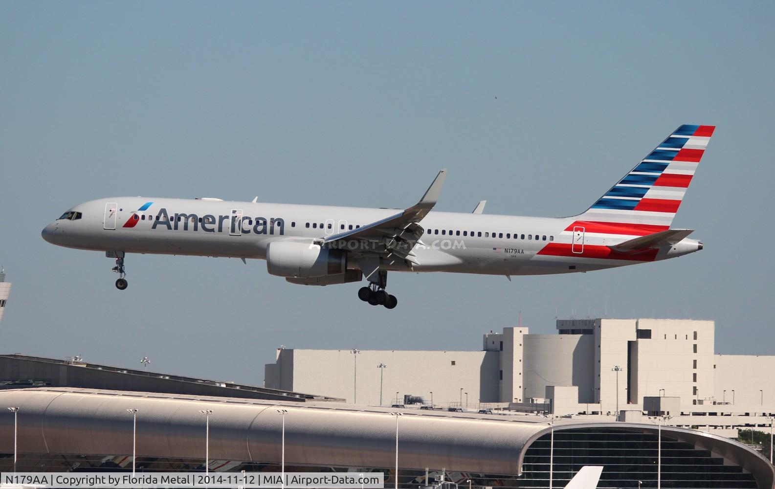 N179AA, 2002 Boeing 757-223 C/N 32397, American