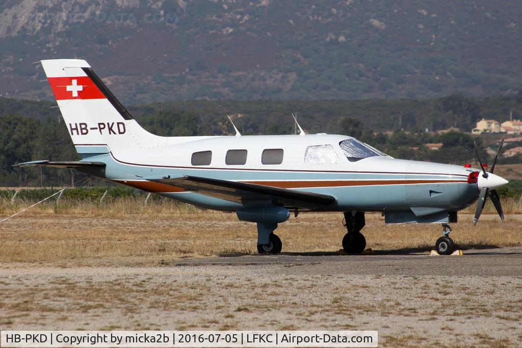 HB-PKD, 1986 Piper PA-46-310P Malibu C/N 46-8608028, Parked