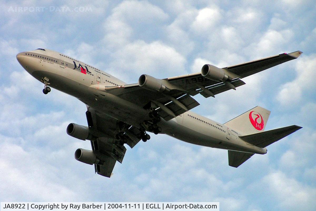 JA8922, 2001 Boeing 747-446 C/N 27646, Boeing 747-446 [27646] (Japan Airlines) Heathrow~G 11/11/2004. On finals 27L.