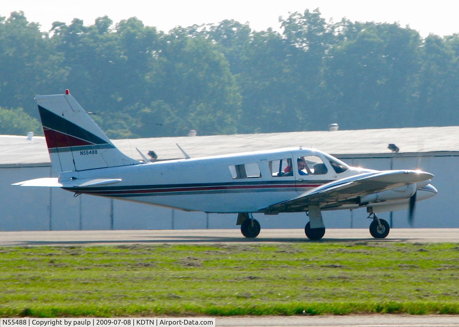 N55488, 1973 Piper PA-34-200 C/N 34-7350221, At Downtown Shreveport.