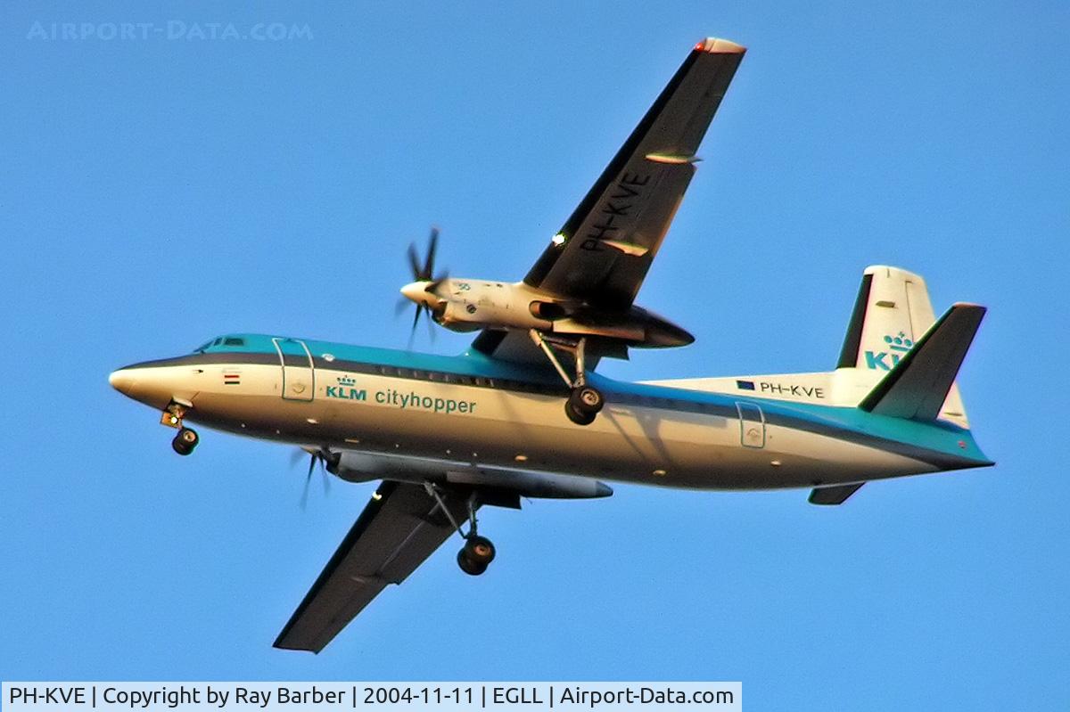 PH-KVE, 1990 Fokker 50 C/N 20206, Fokker F-50 [20206] (KLM cityhopper) Heathrow~G 11/11/2004. On finals 27L.