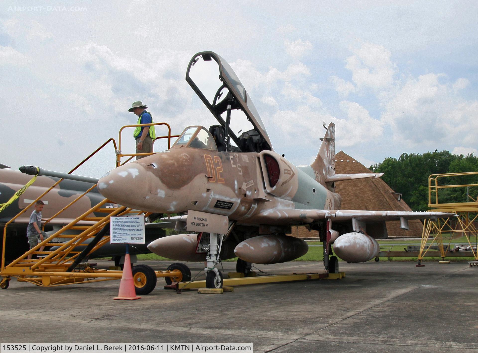 153525, Douglas TA-4F Skyhawk C/N 13591, This is a two-seat trainer version of the A-4 Skyhawk