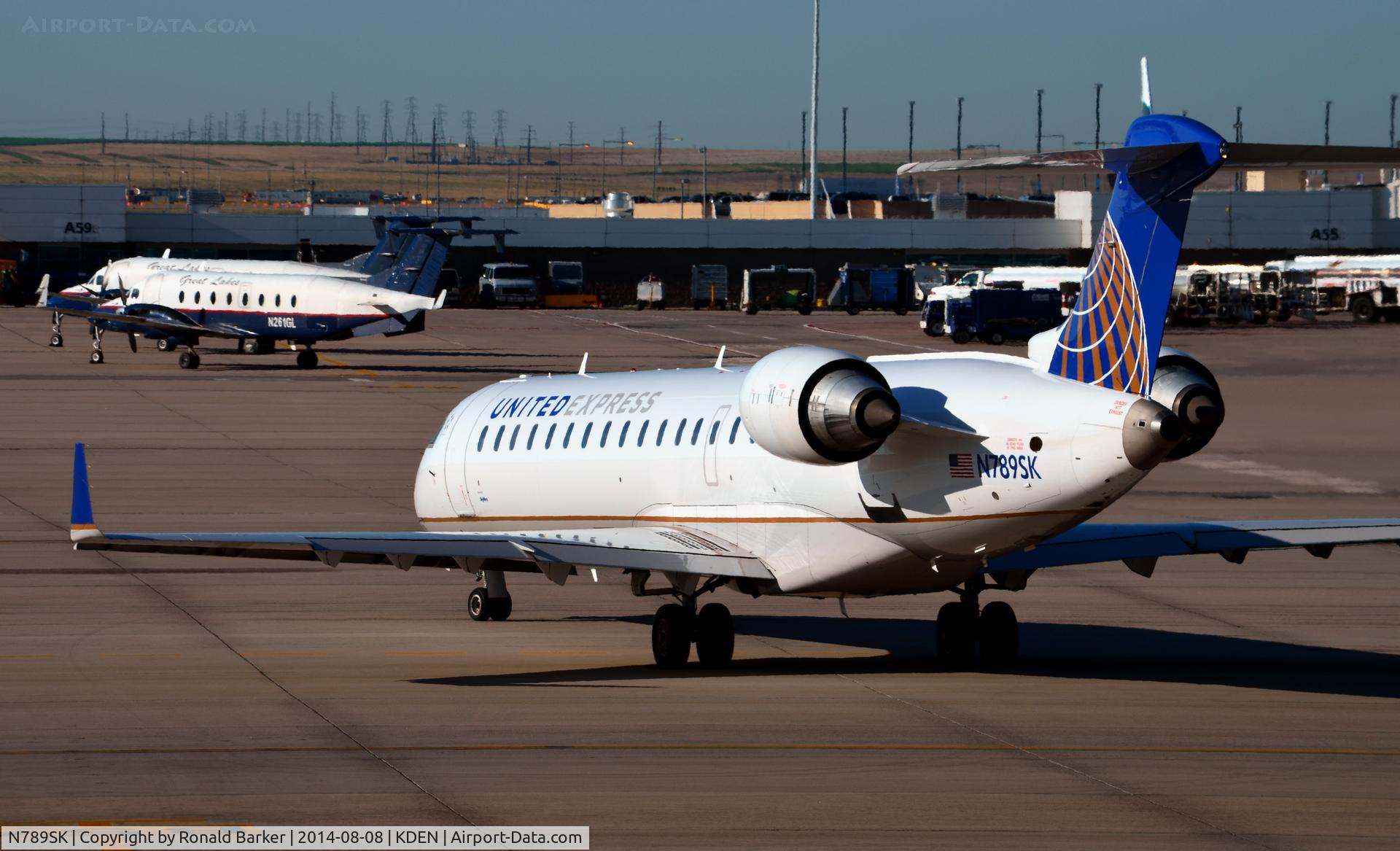 N789SK, 2009 Bombardier CRJ-700 (CL-600-2C10) Regional Jet C/N 10291, Taxi for takeoff Denver