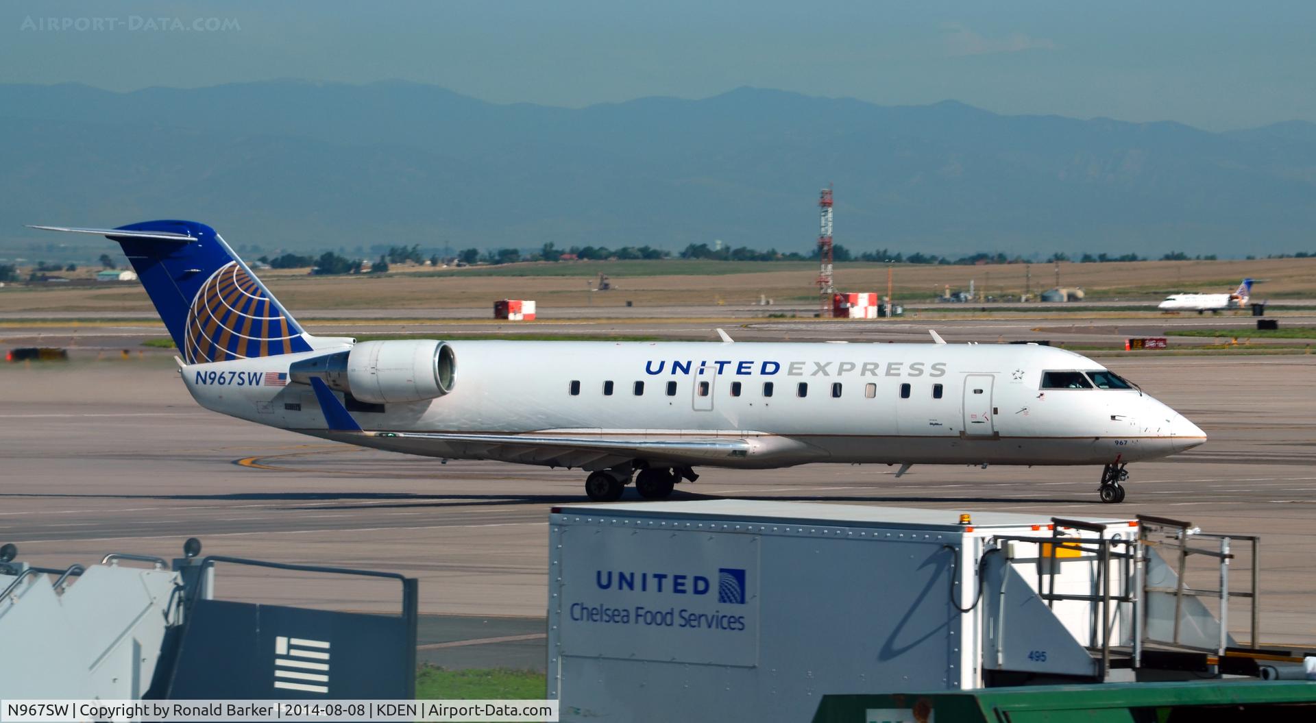N967SW, 2003 Bombardier CRJ-200ER (CL-600-2B19) C/N 7872, Taxi Denver