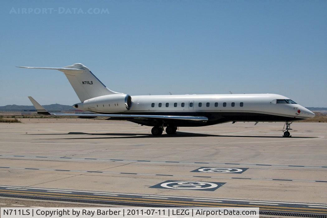 N711LS, 2004 Bombardier BD-700-1A11 Global 5000 C/N 9155, Bombardier BD-700-1A11 Global 5000 [9155] Zaragoza AB~EC 11/07/2011