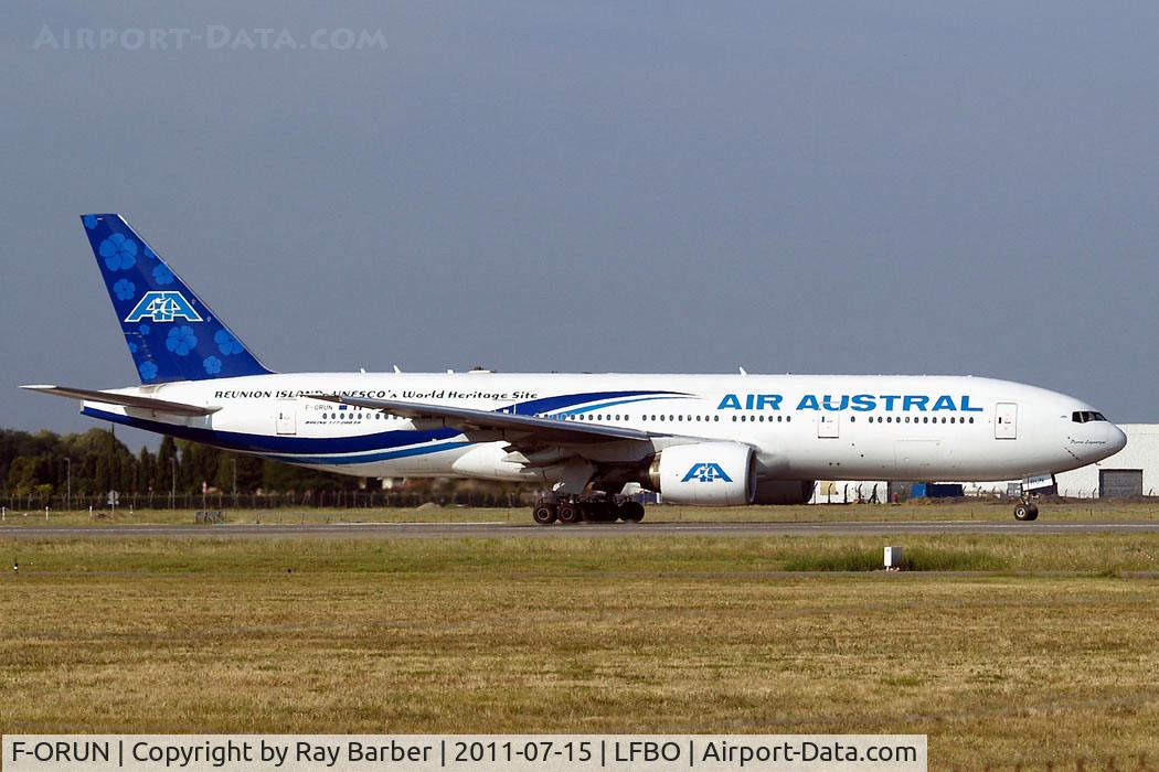 F-ORUN, 1999 Boeing 777-2Q8/ER C/N 28676, Boeing 777-2Q8ER [28676] (Air Austral) Toulouse-Blagnac~F 14/07/2011