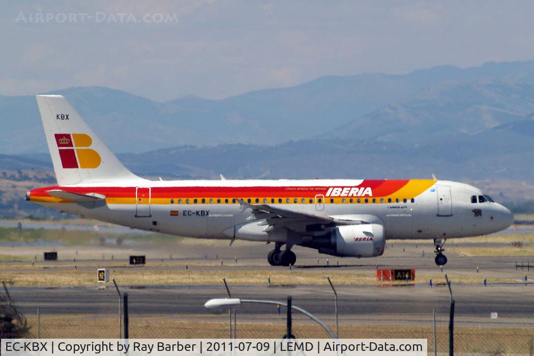 EC-KBX, 2007 Airbus A319-111 C/N 3078, Airbus A319-111 [3078] (Iberia) Madrid-Barajas~EC 09/07/2011