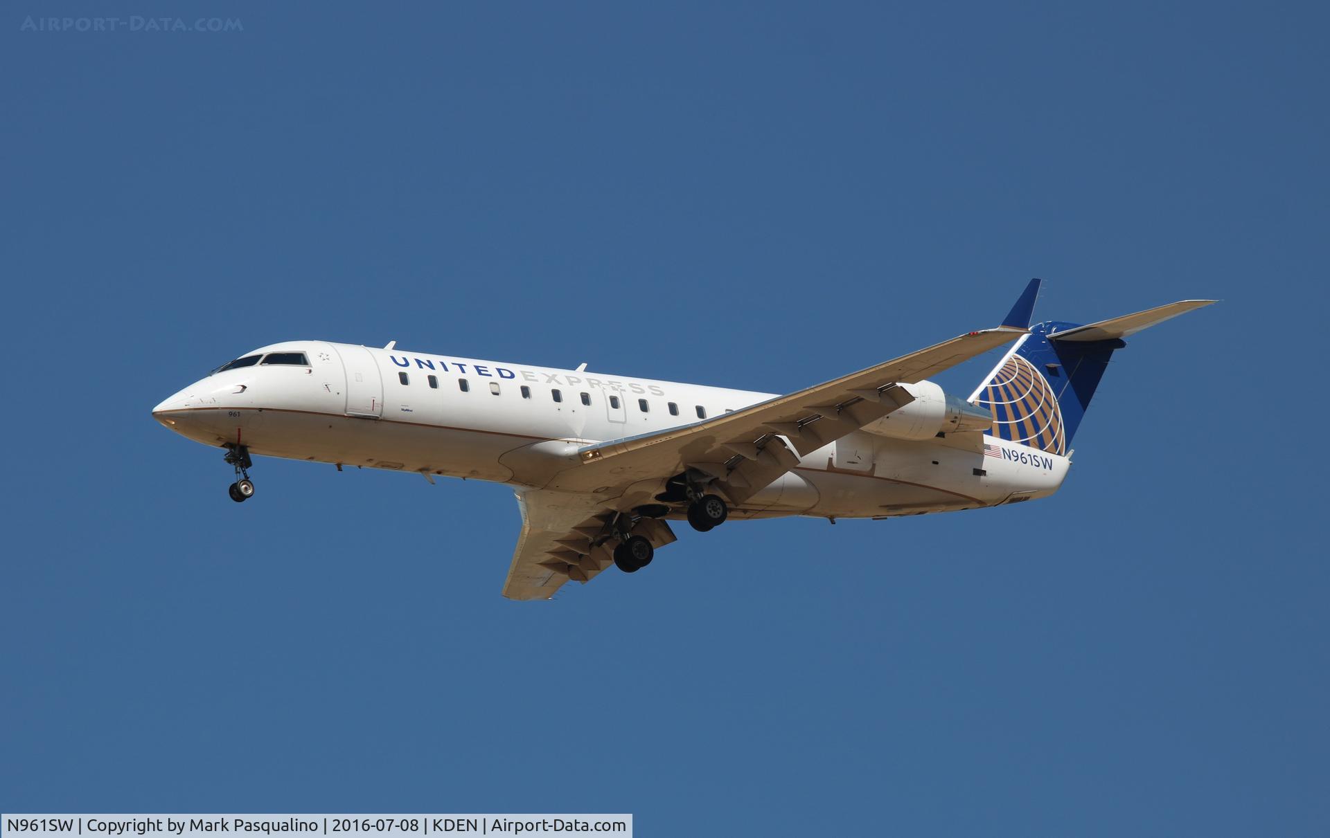 N961SW, 2003 Canadair CL-600-2B19 Regional Jet CRJ-200LR C/N 7857, CL-600-2B19