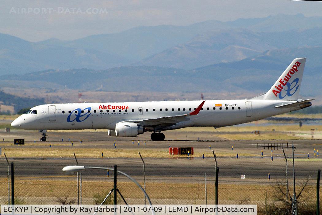 EC-KYP, 2010 Embraer 195LR (ERJ-190-200LR) C/N 19000281, Embraer Emb-195-200LR [19000281] (Air Europa) Madrid-Barajas~EC 09/07/2011