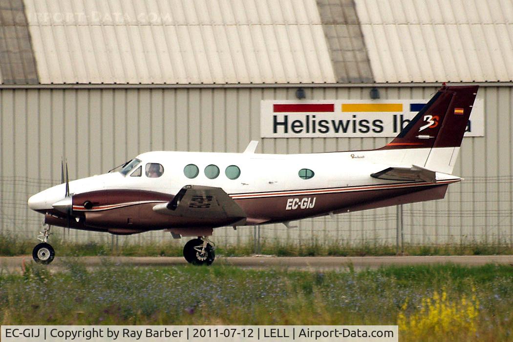 EC-GIJ, Beech B90 King Air C/N LJ382, Beech B90 King Air [LJ-382] Barcelona-Sabadell~EC 12/07/2011