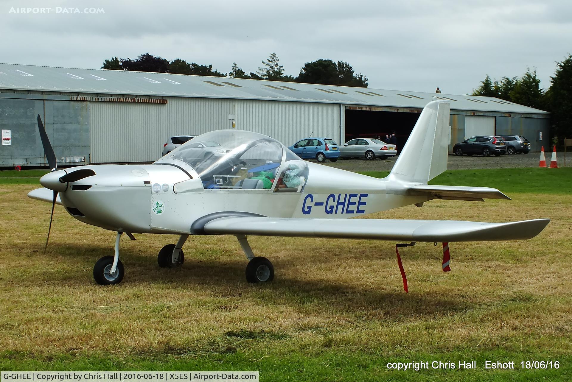 G-GHEE, 2001 Aerotechnik EV-97 Eurostar C/N PFA 315-13840, at the Great North Fly in. Eshott