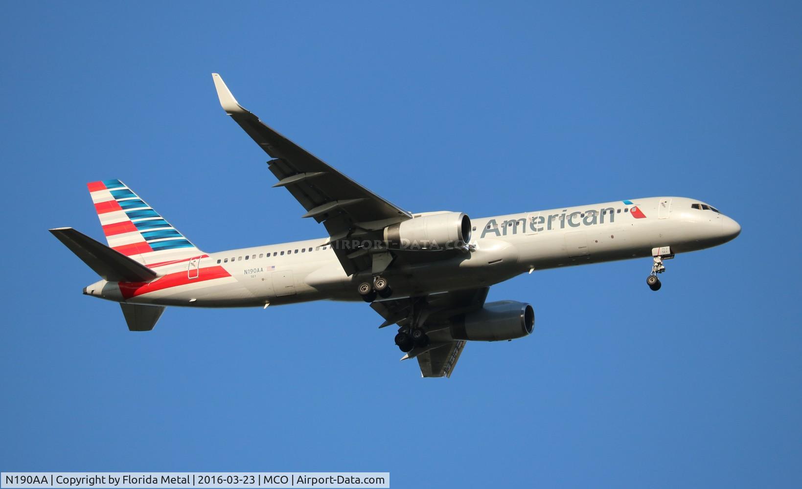 N190AA, 2001 Boeing 757-223 C/N 32384, American