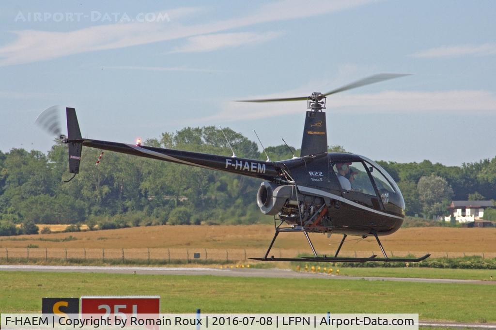 F-HAEM, 2008 Robinson R22 Beta II C/N 4305, Taxiing