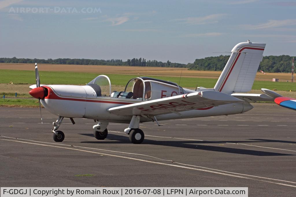 F-GDGJ, Socata Rallye 110 ST C/N 3378, Parked