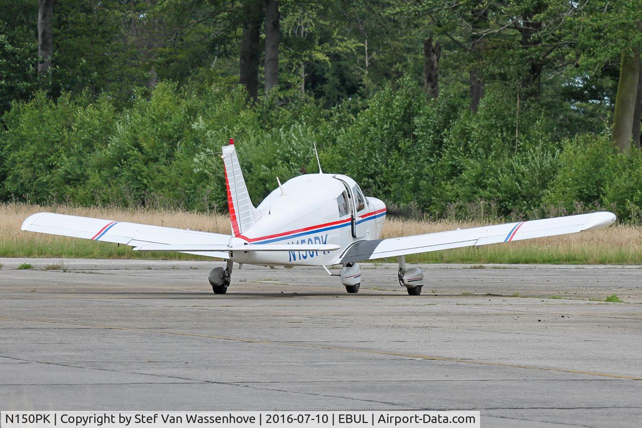 N150PK, 1977 Piper PA-28-140 Cruiser C/N 28-7725108, Visitor at EBUL.