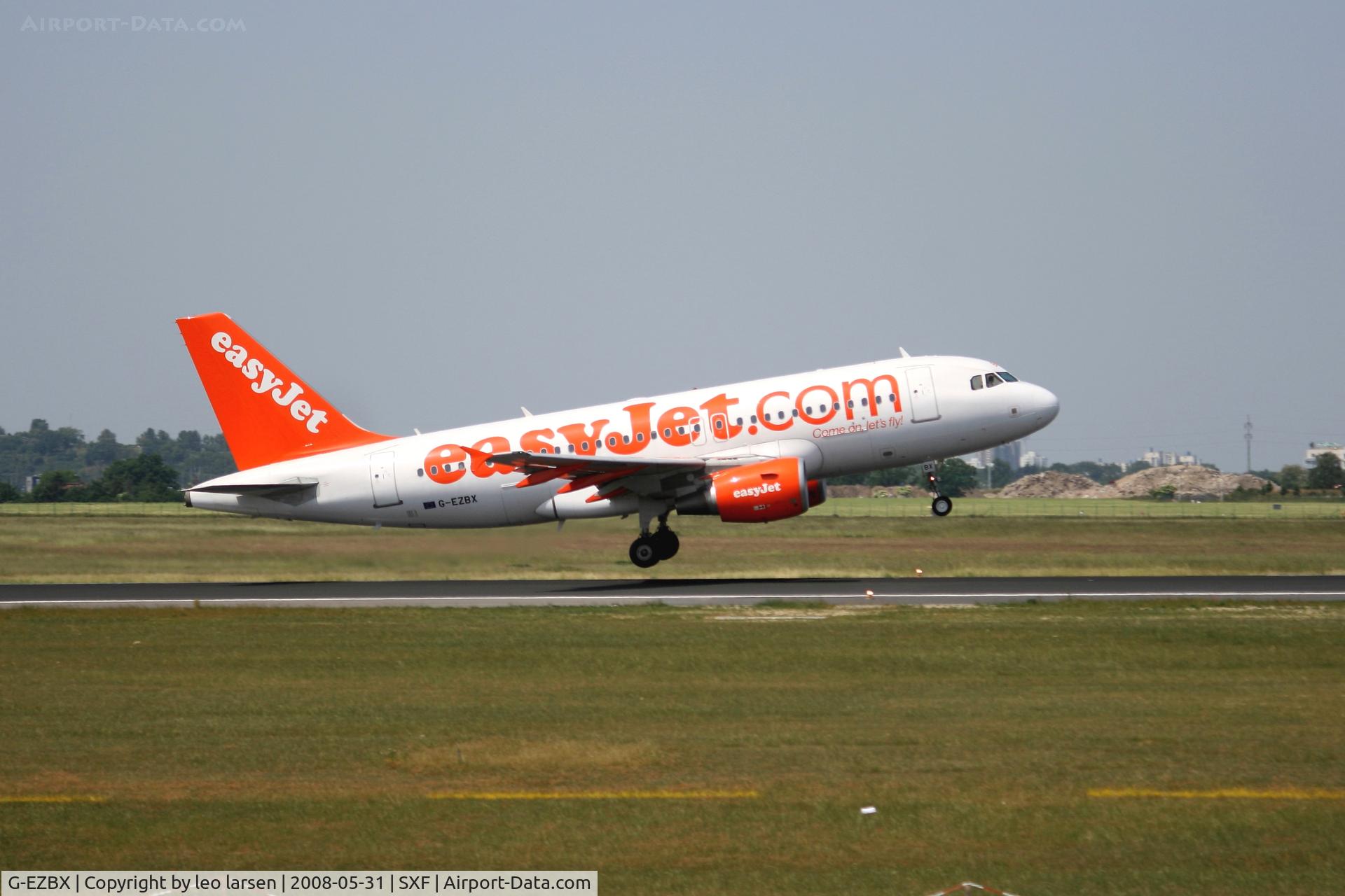 G-EZBX, 2007 Airbus A319-111 C/N 3137, Berlin SXF 31.5.08