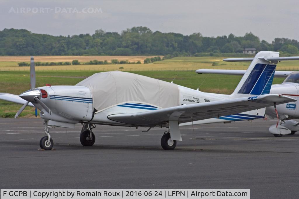 F-GCPB, Piper PA-28RT-201T Turbo Arrow IV C/N 28R-8031124, Parked