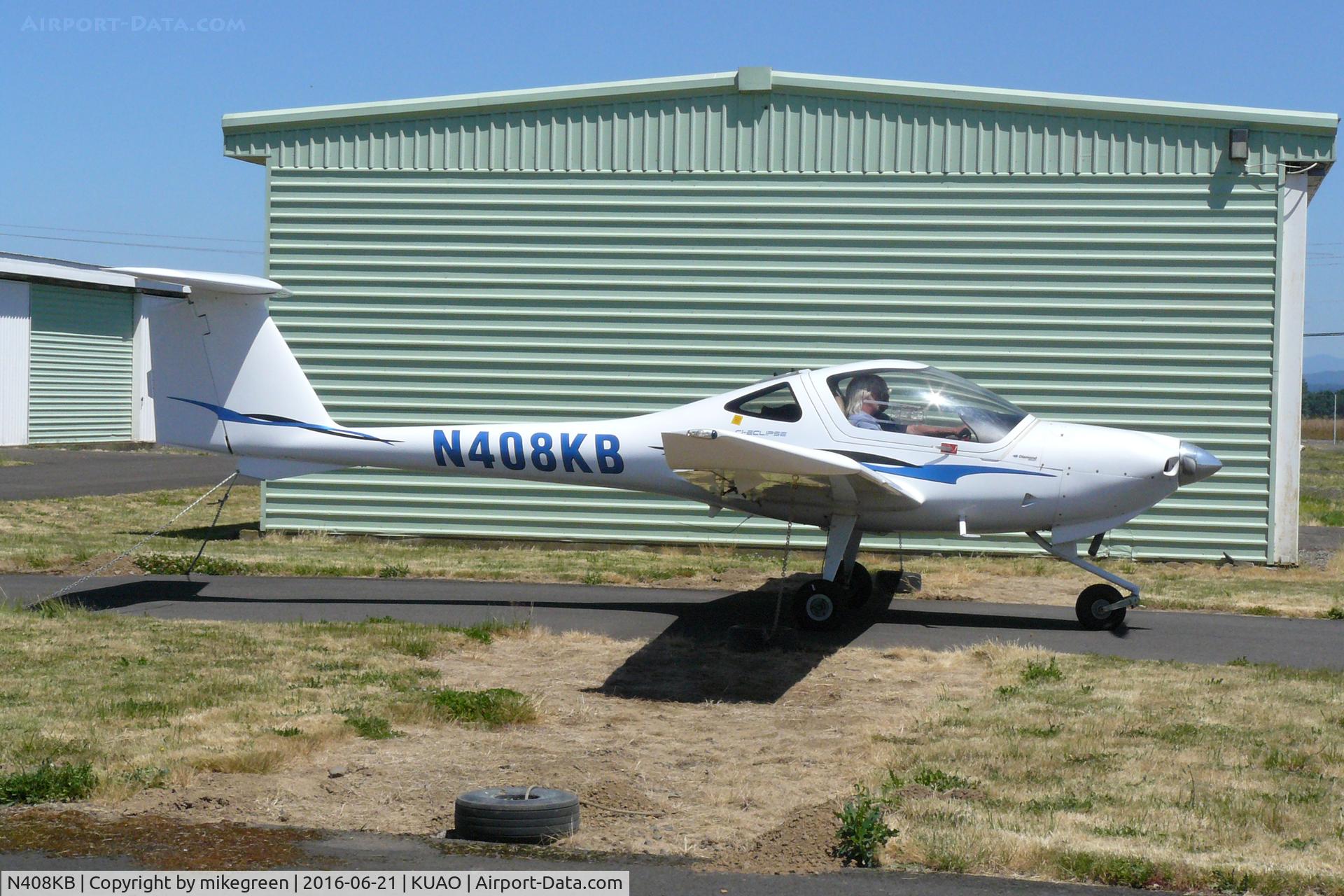 N408KB, 2008 Diamond DA-20C-1 Eclipse C/N C0491, N408KB