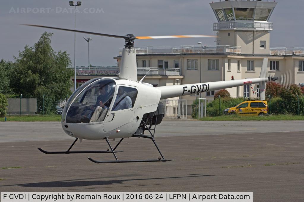 F-GVDI, 1993 Robinson R22 Beta C/N 2348, Taxiing