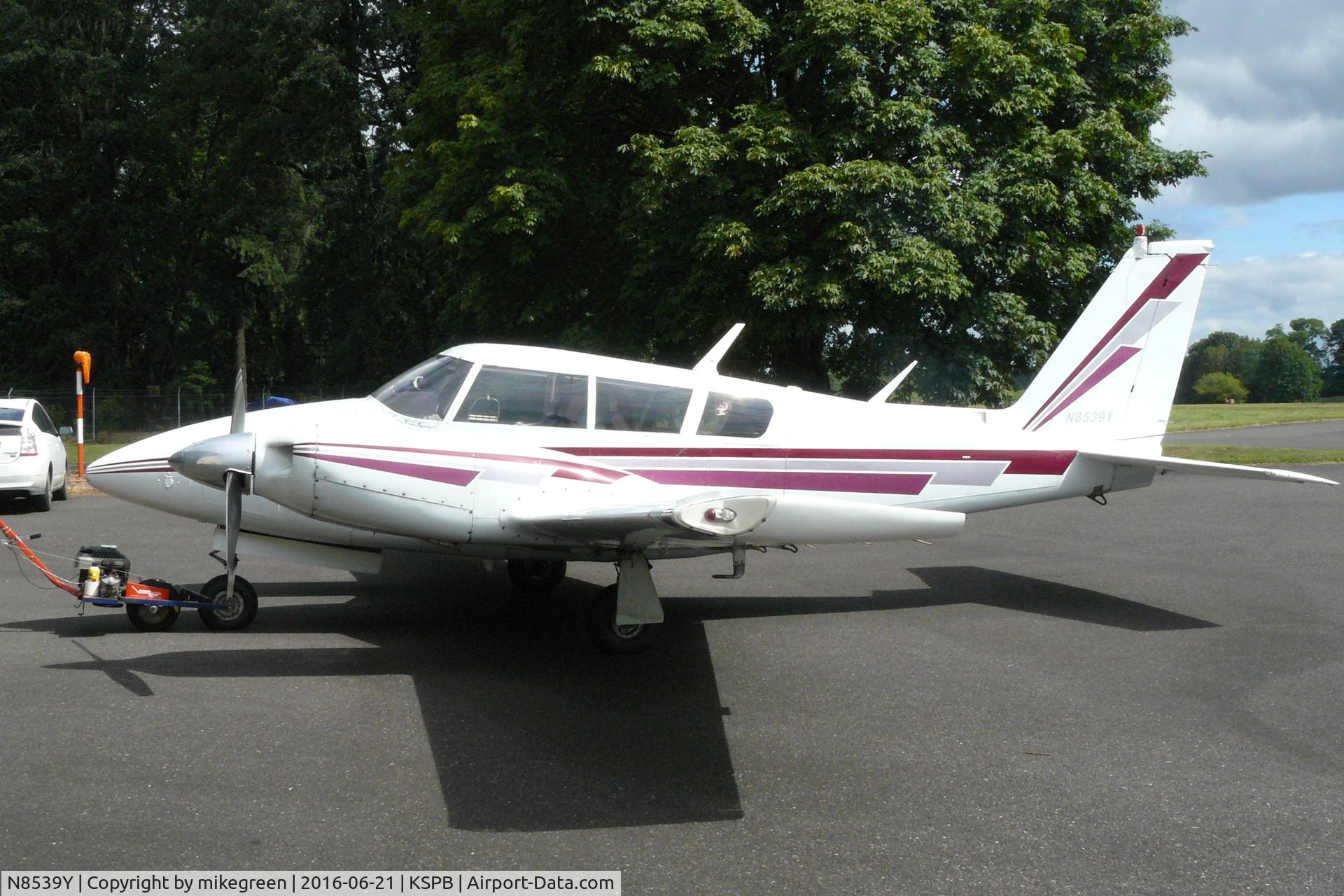 N8539Y, 1967 Piper PA-30 Twin Comanche C/N 30-1626, N8539Y