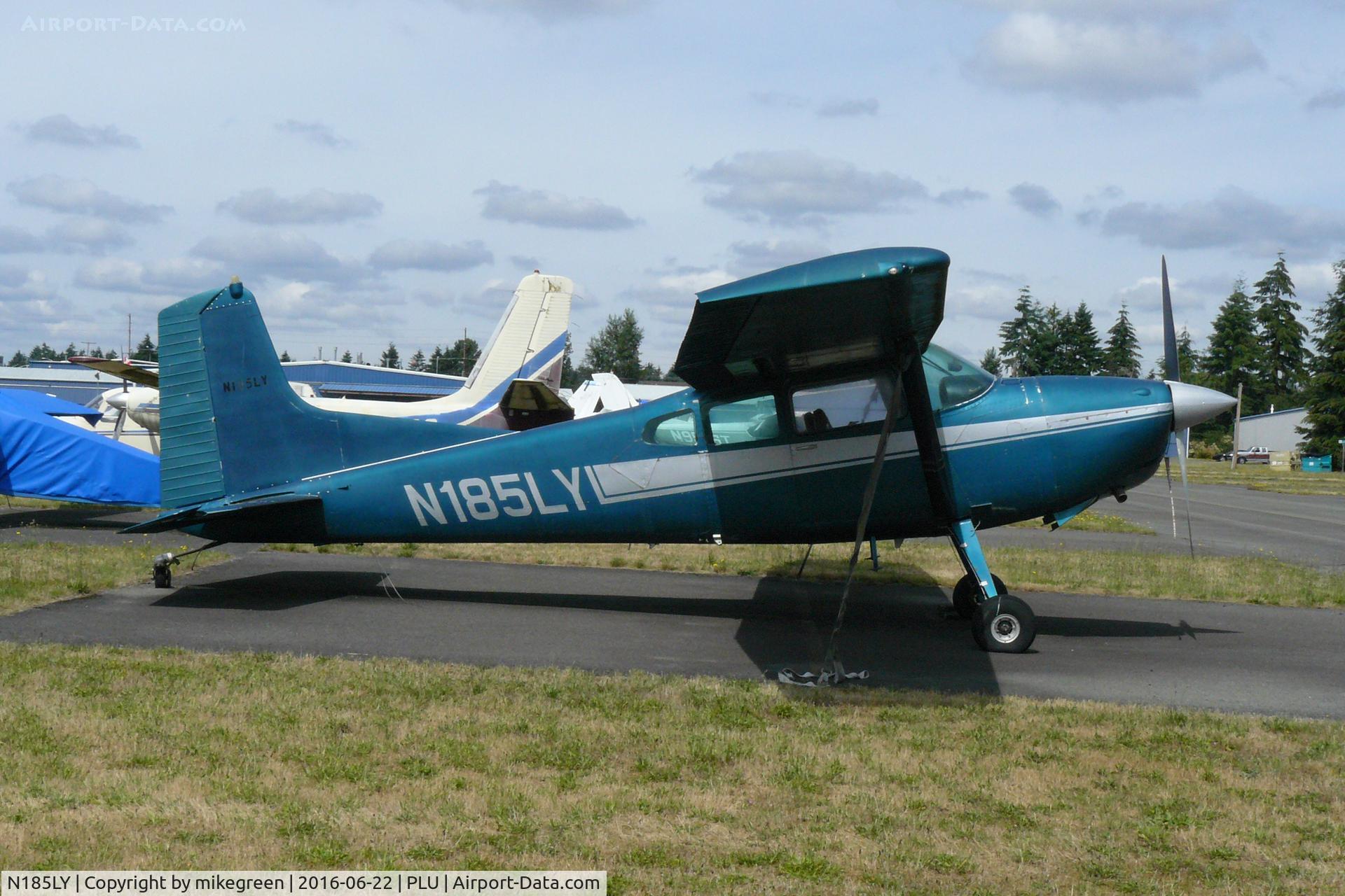 N185LY, 1973 Cessna A185F Skywagon 185 C/N 18502120, N185LY, on wheels