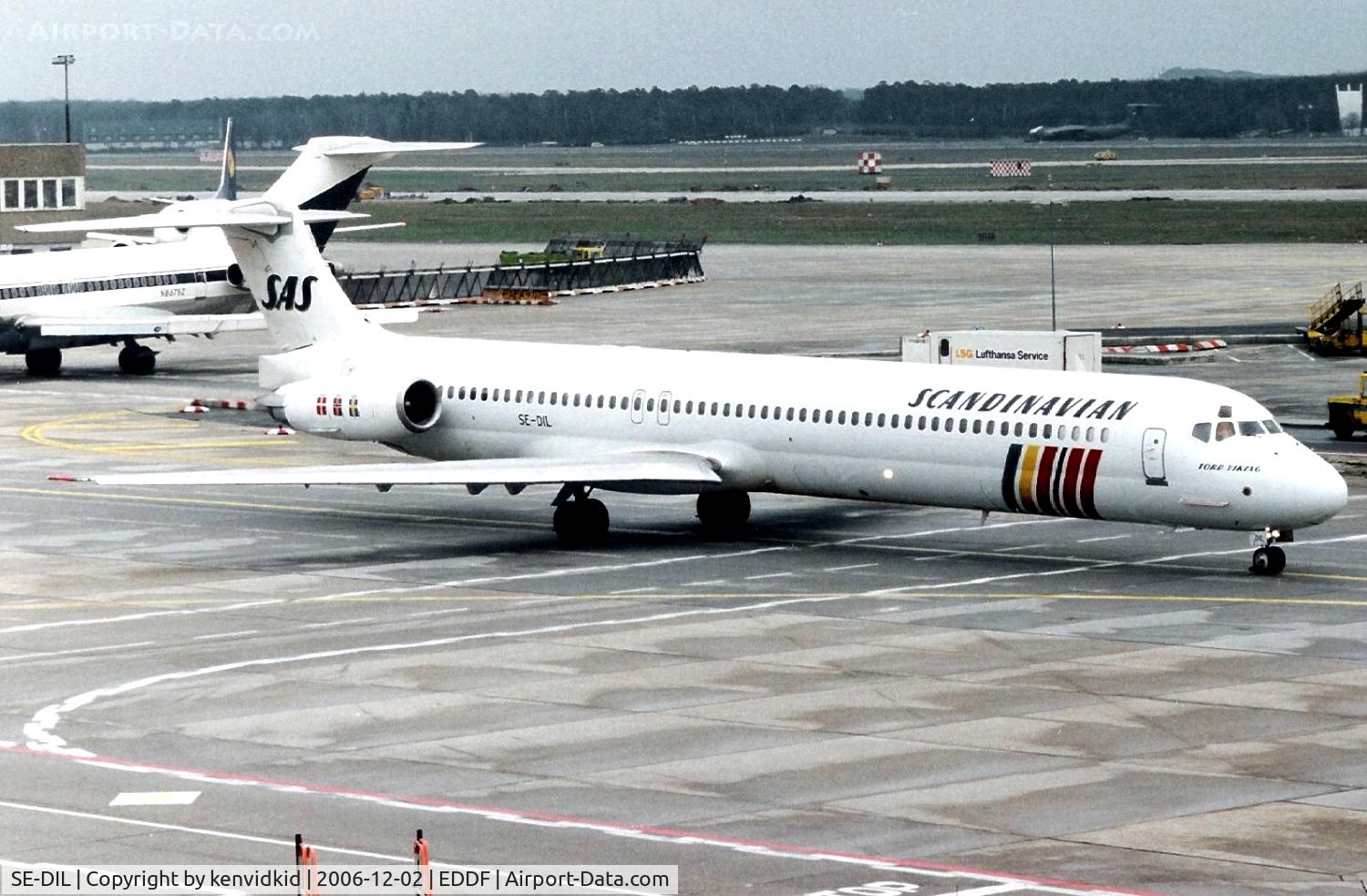 SE-DIL, 1989 McDonnell Douglas MD-82 (DC-9-82) C/N 49913, Scandinavian Airline System