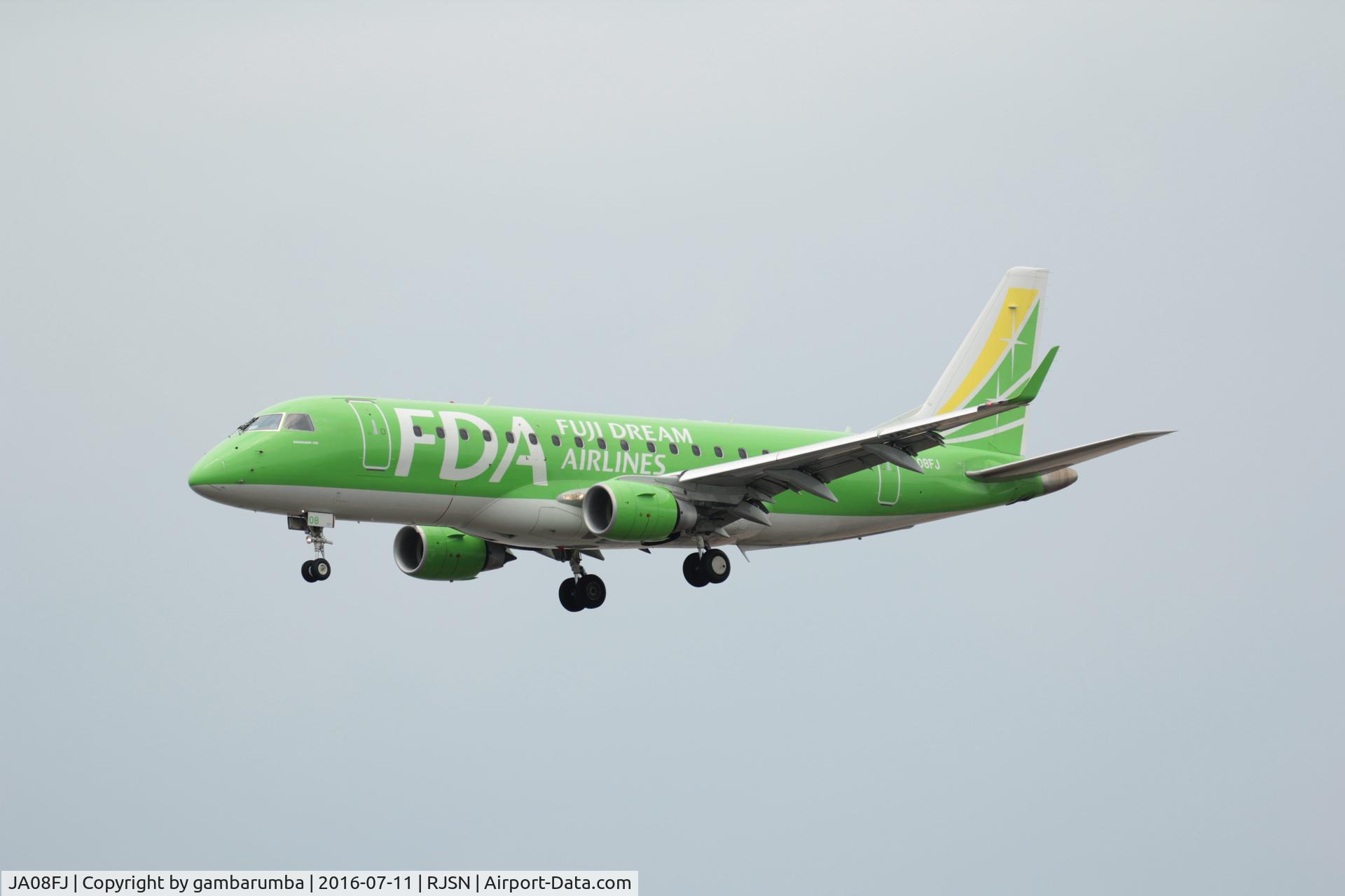 JA08FJ, 2014 Embraer 175STD (ERJ-170-200) C/N 17000391, JA08FJ