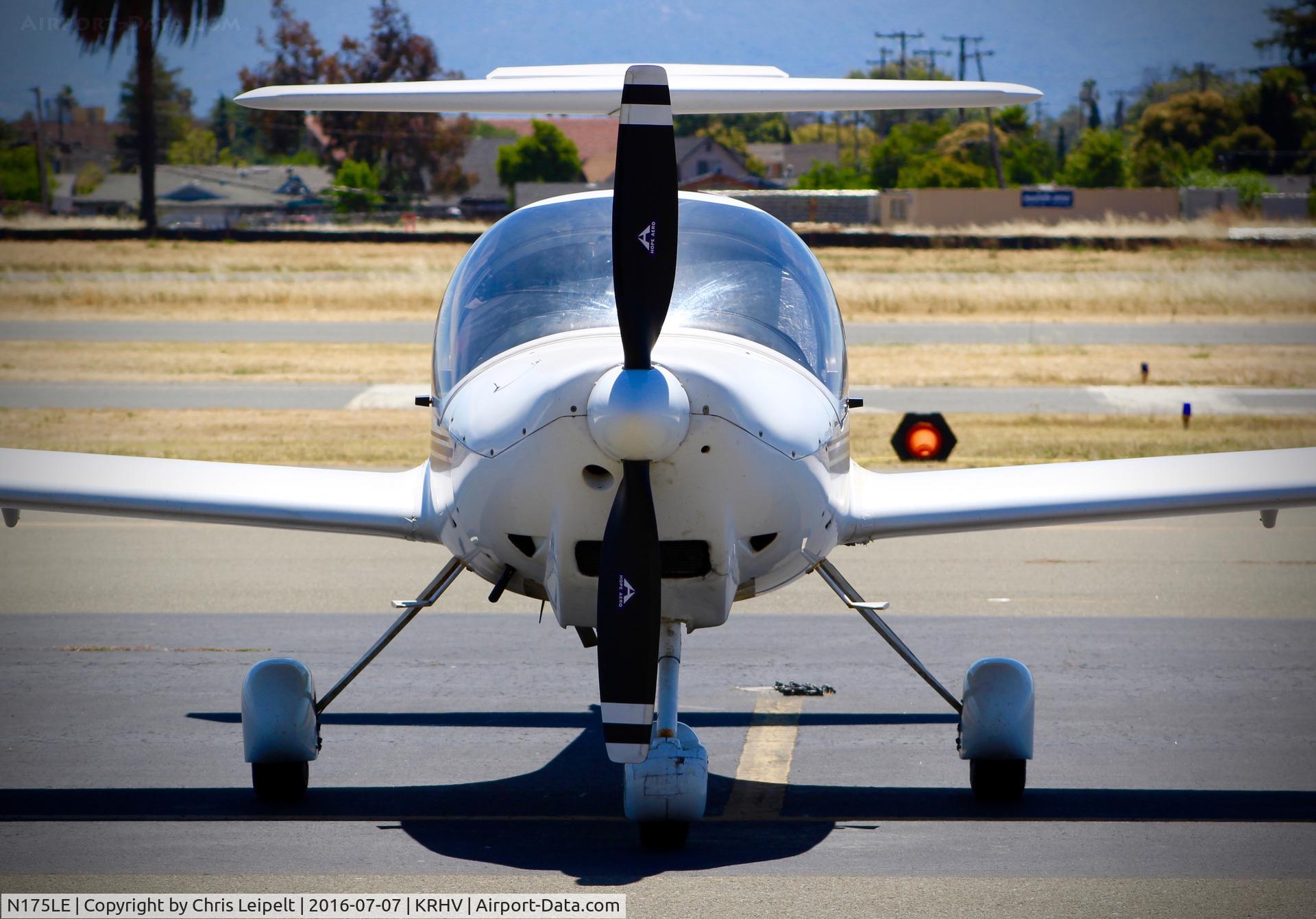 N175LE, 1995 Diamond DA-20A-1 Katana C/N 10076, Arizona-based 1995 Diamond DA-20 Katana parked on the ramp at Reid Hillview Airport, San Jose, CA.