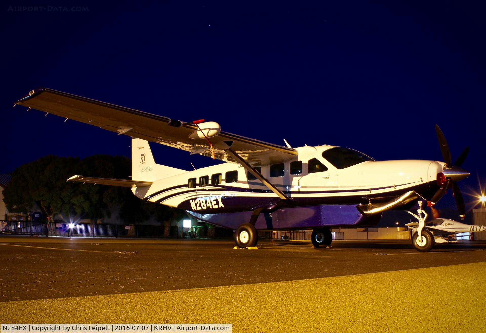 N284EX, 2016 Cessna 208B Grand Caravan EX C/N 208B5284, Textron Aviation Inc (Wichita, KS) 2016 Cessna Grand Caravan EX parked on the transient ramp at Reid Hillview Airport, San Jose, CA.