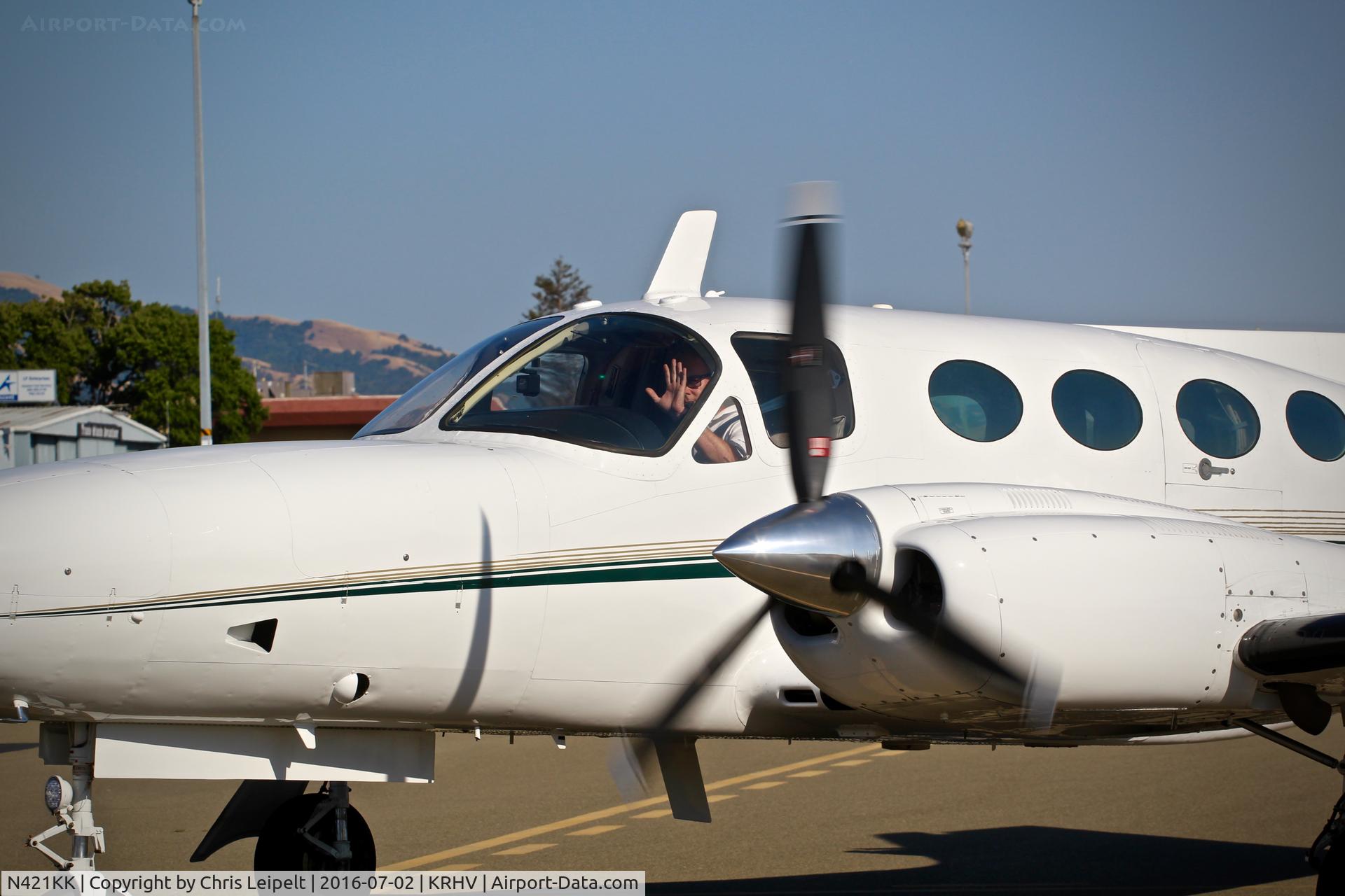 N421KK, Cessna 421C Golden Eagle C/N 421C0633, Locally-based Cessna 421C taxing in at Reid Hillview Airport, San Jose, CA. Thanks for the wave!