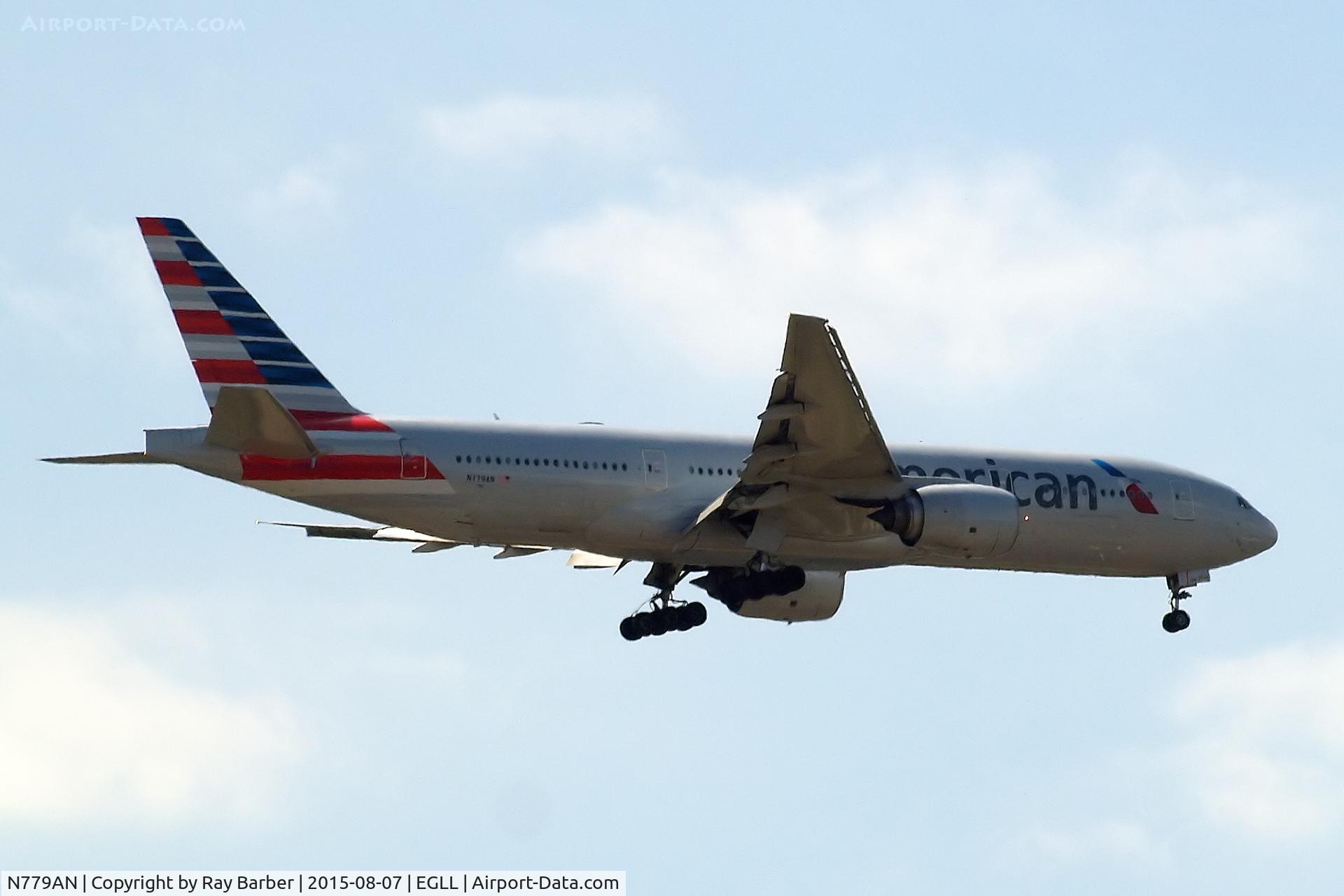 N779AN, 1999 Boeing 777-223 C/N 29955, Boeing 777-223ER [29955] (American Airlines) Home~G 07/08/2015. On approach 27L.