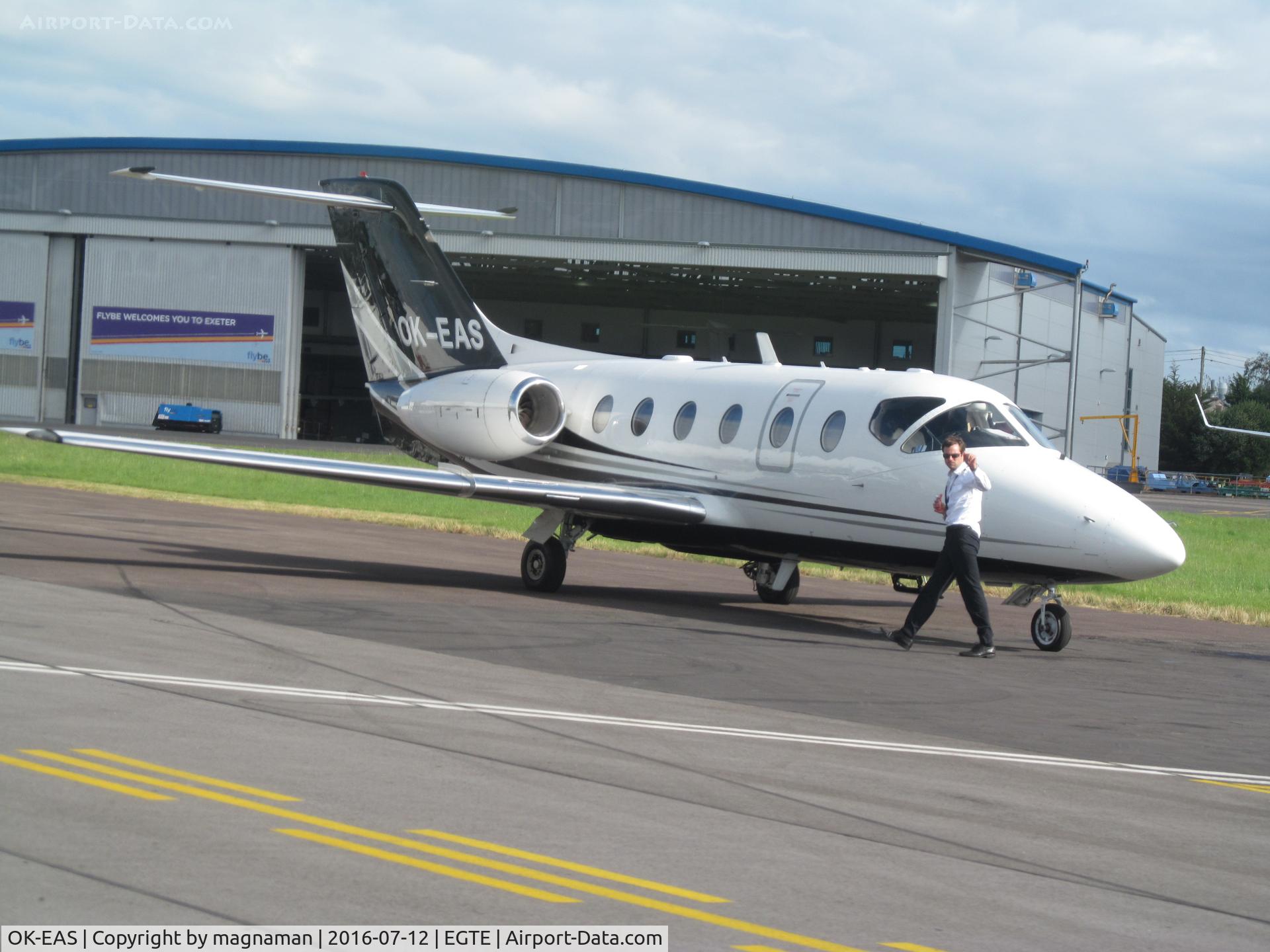 OK-EAS, 1998 Beech 400XT Nextant Beechjet C/N RK-180, view on taxiway from our aircraft