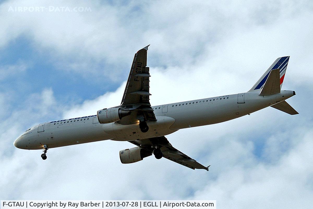 F-GTAU, 2009 Airbus A321-212 C/N 3814, Airbus A321-211 [3814] (Air France) Home~G 28/07/2013. On approach 27R.