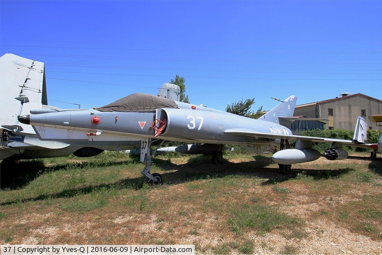 37, Dassault Etendard IV.M C/N 37, Dassault Etendard IV.M, preserved at les amis de la 5ème escadre Museum, Orange