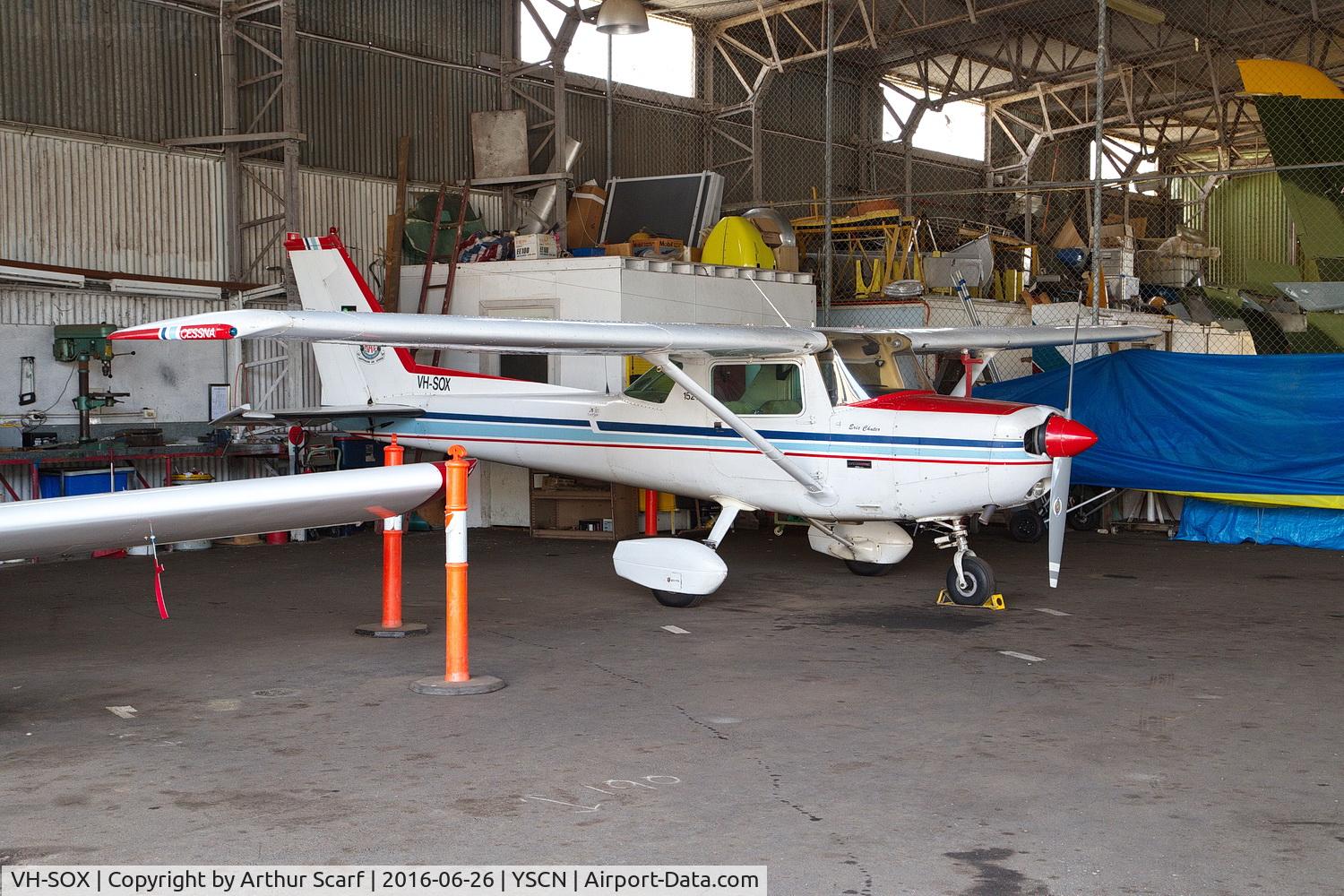 VH-SOX, 1979 Cessna 152 C/N 15283923, Camden NSW June 2016