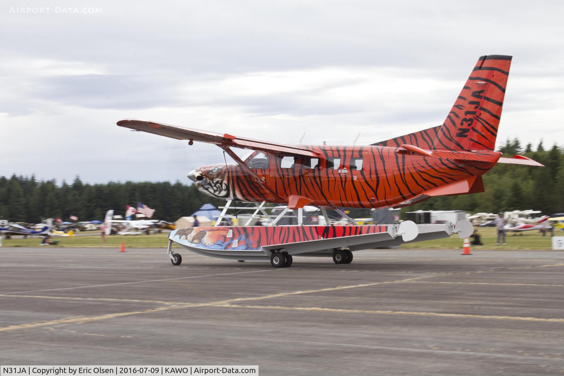 N31JA, 2010 Quest Kodiak 100 C/N 100-0042, Kodiak 100 taxing by as it departs the 2016 Arlington Fly-In.