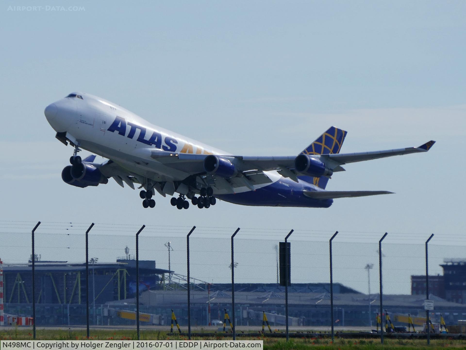 N498MC, 1999 Boeing 747-47UF C/N 29259, Daily PolarAtlas parcel carrier is leaving rwy 08L....