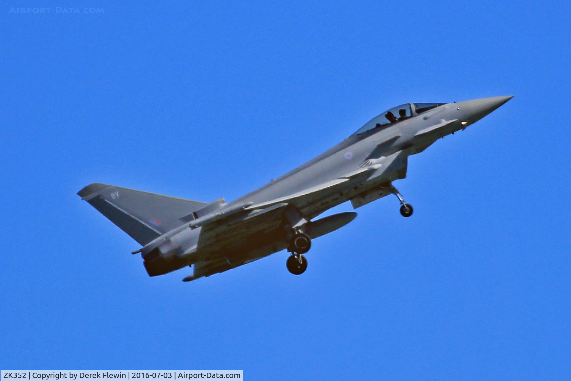 ZK352, 2013 Eurofighter EF-2000 Typhoon FGR4 C/N BS113/408, Typhoon FGR4, coded BV, Royal Air Force RAF Coningsby based, 29(R) OCU, seen displaying at WNAS16, slow pass.