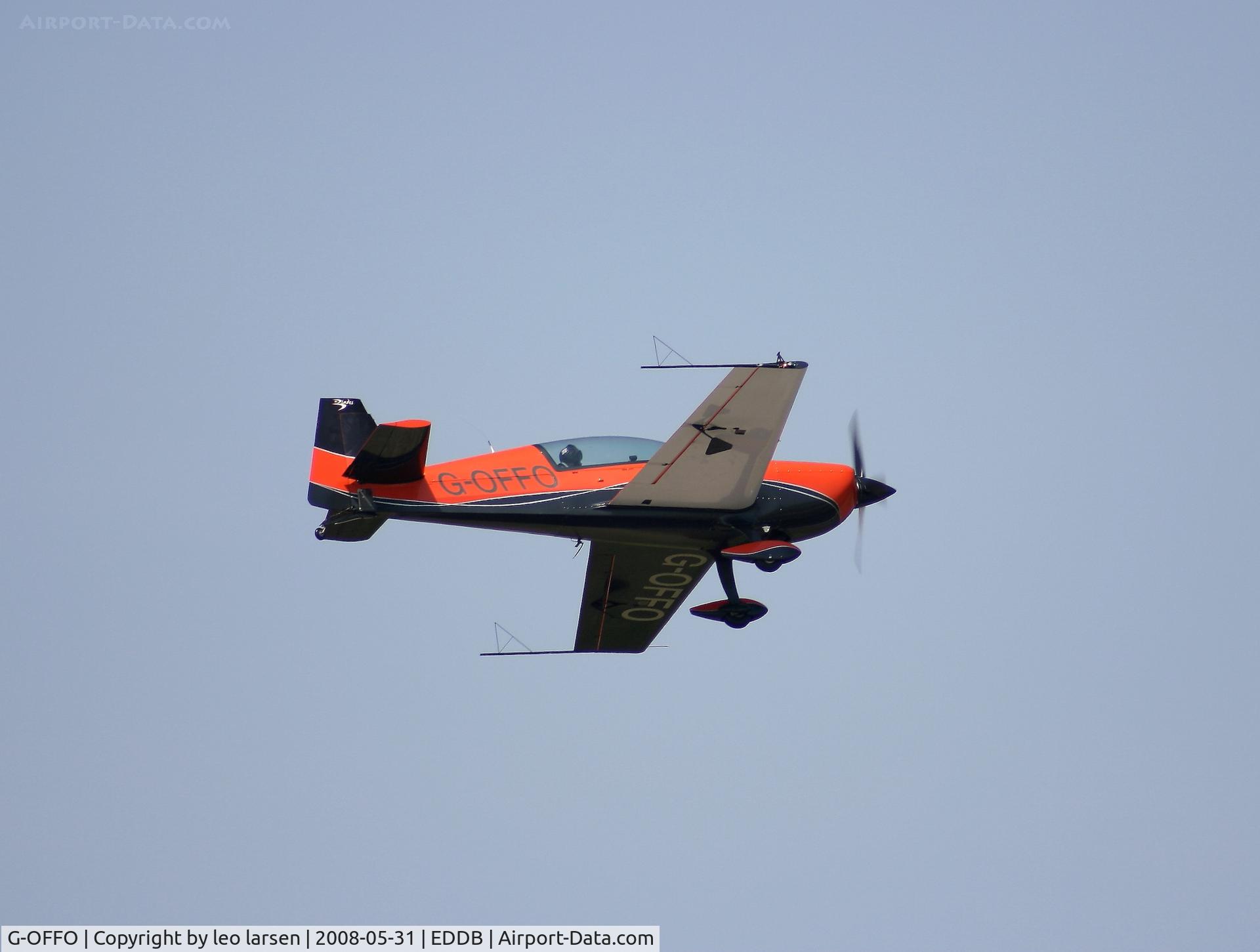 G-OFFO, 2006 Extra EA-300/L C/N 1226, Berlin Air Show 31.5.08