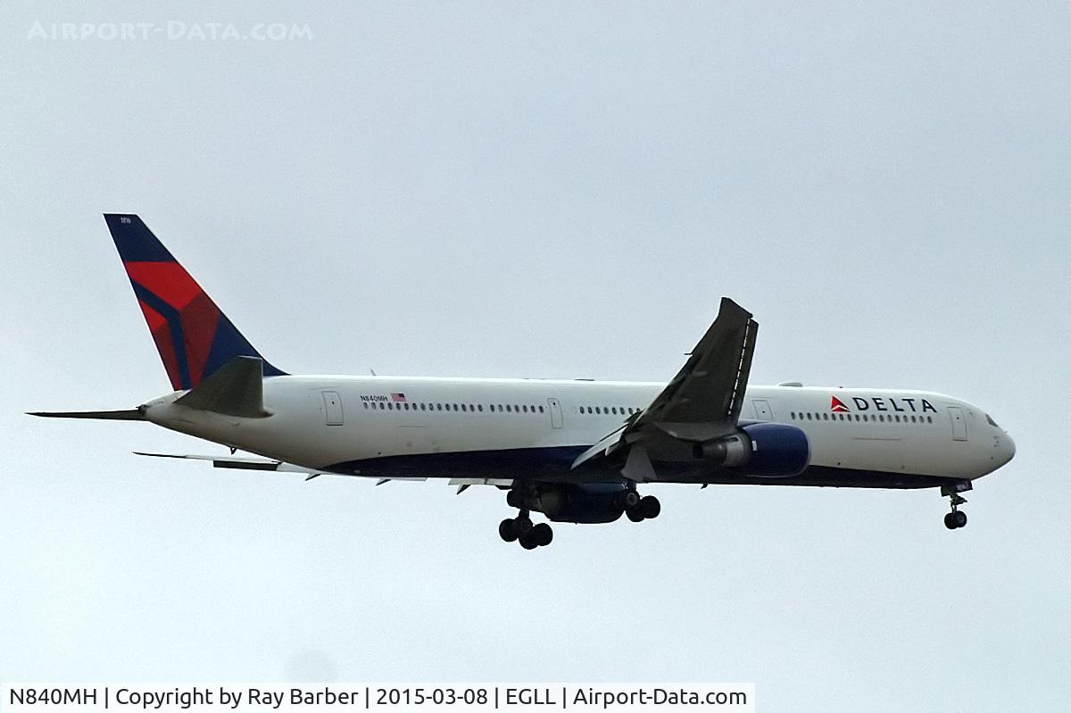 N840MH, 2001 Boeing 767-432/ER C/N 29718, Boeing 767-432ER [29718] (Delta Air Lines) Home~G 08/03/2015. On approach 27L.