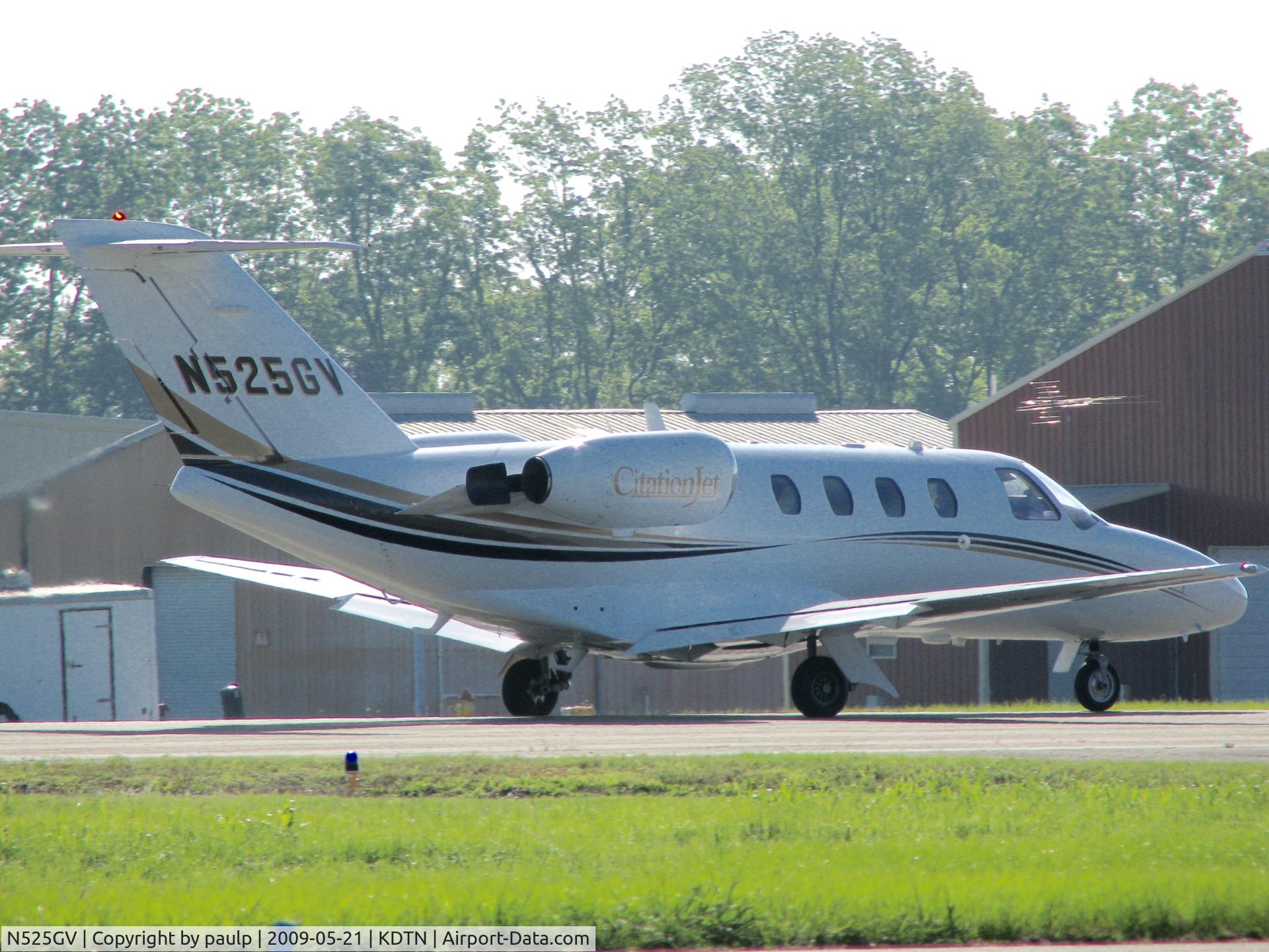 N525GV, 1993 Cessna 525 CitationJet CJ1 C/N 525-0001, At Downtown Shreveport.