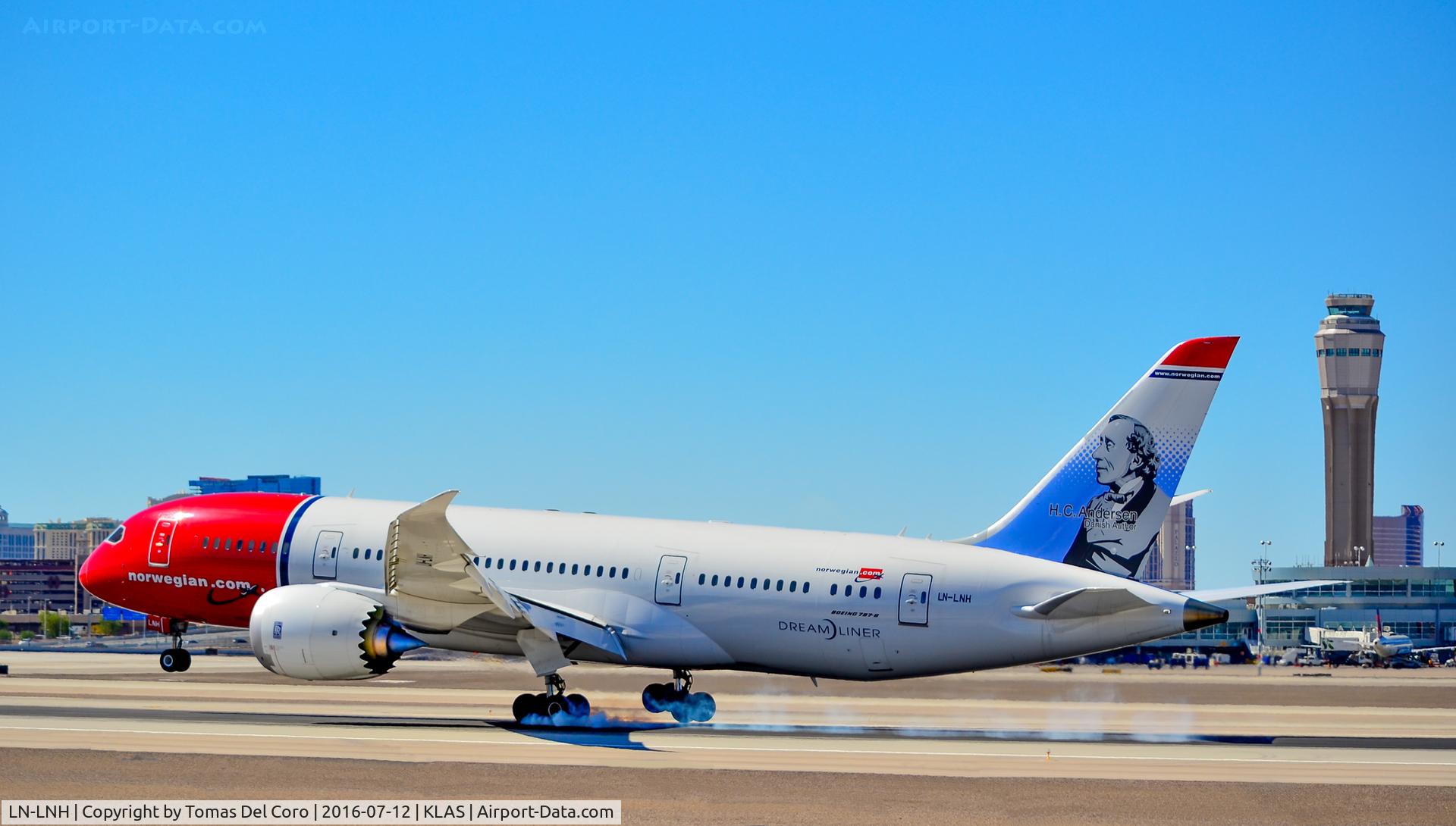 LN-LNH, 2015 Boeing 787-8 Dreamliner Dreamliner C/N 36526, LN-LNH Norwegian Long Haul 2015 Boeing 787-8 Dreamliner - cn 36526 / 279 - Las Vegas - McCarran International (LAS / KLAS)
USA - Nevada, July 12, 2016
Photo: Tomás Del Coro