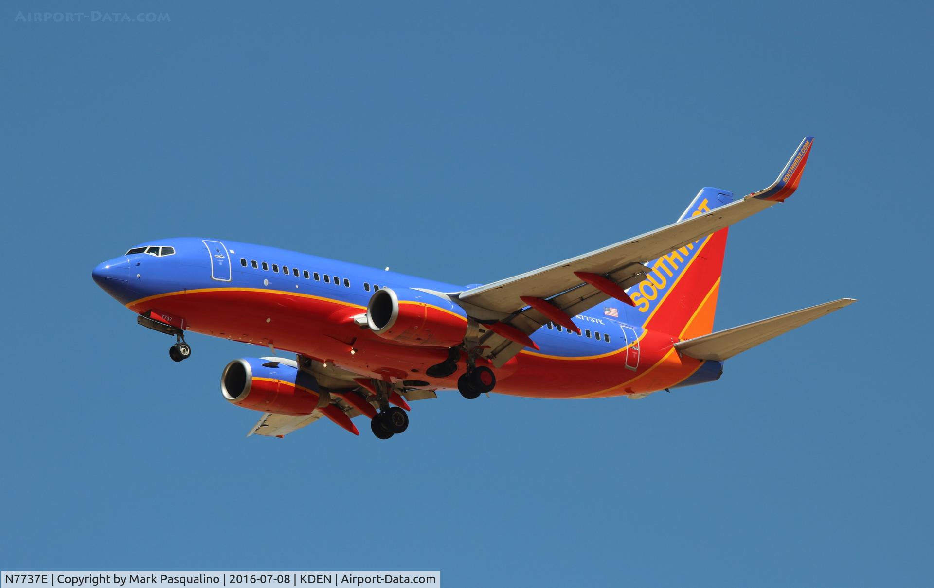 N7737E, 2006 Boeing 737-7BD C/N 33929, Boeing 737-700