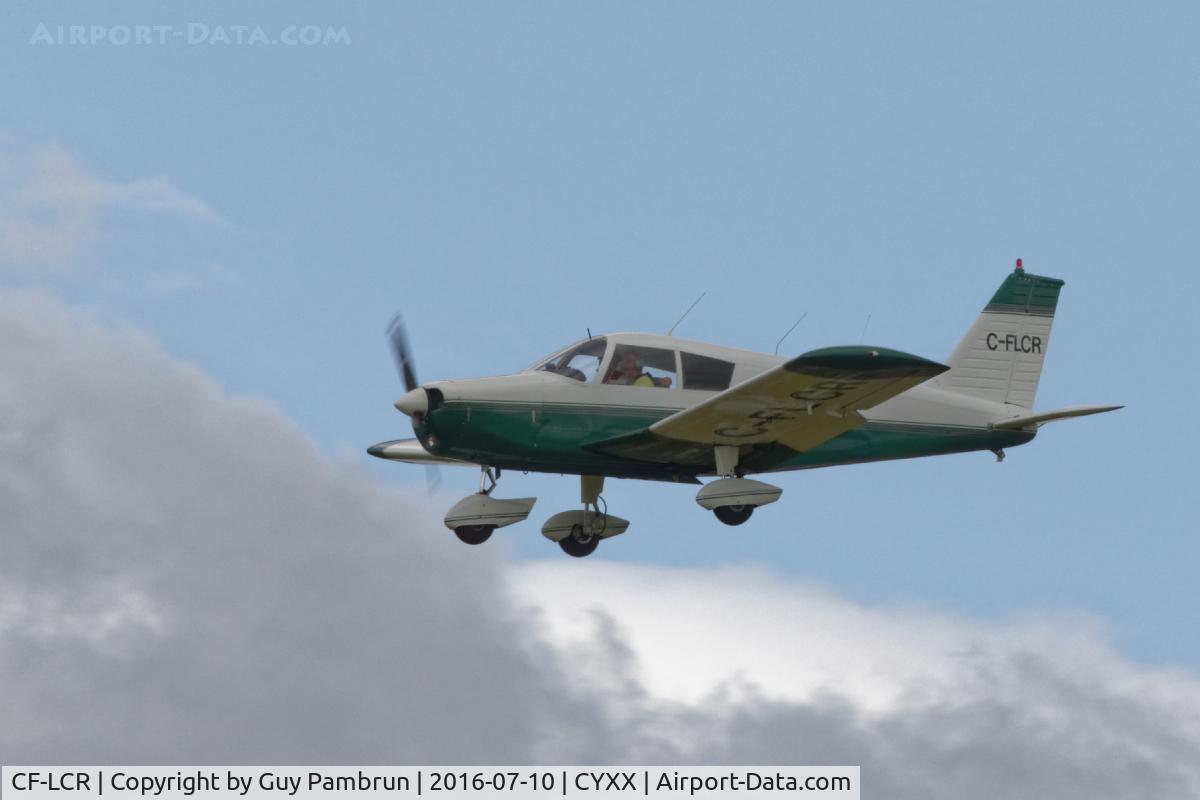 CF-LCR, 1971 Piper PA-28-140 C/N 28-7125614, Landing