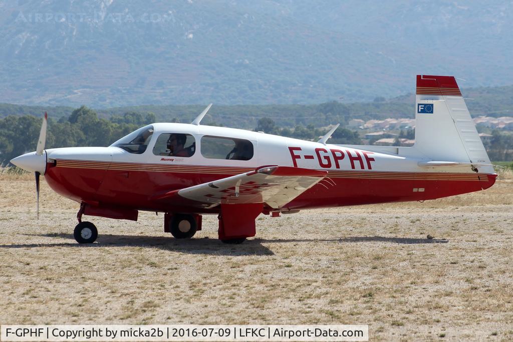 F-GPHF, Mooney M20J 201 C/N 24-3290, Taxiing