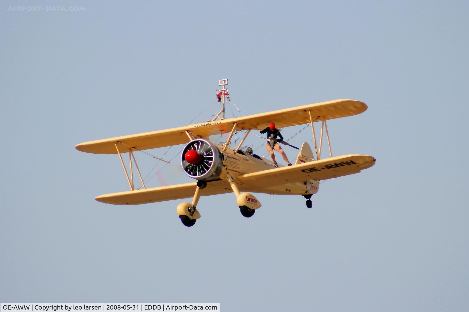OE-AWW, 1943 Boeing N2S-5 Kaydet (E75) C/N 75-5386, Berlin Air Show 31.5.08