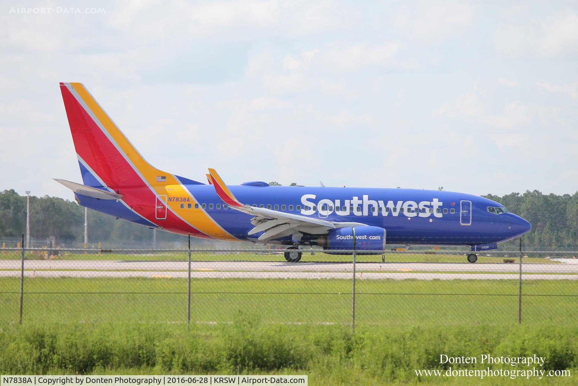N7838A, 2000 Boeing 737-73V C/N 30235, Southwest Flight 1217 (N7838A) arrives at Southwest Florida International Airport following a flight from Chicago-Midway International Airport