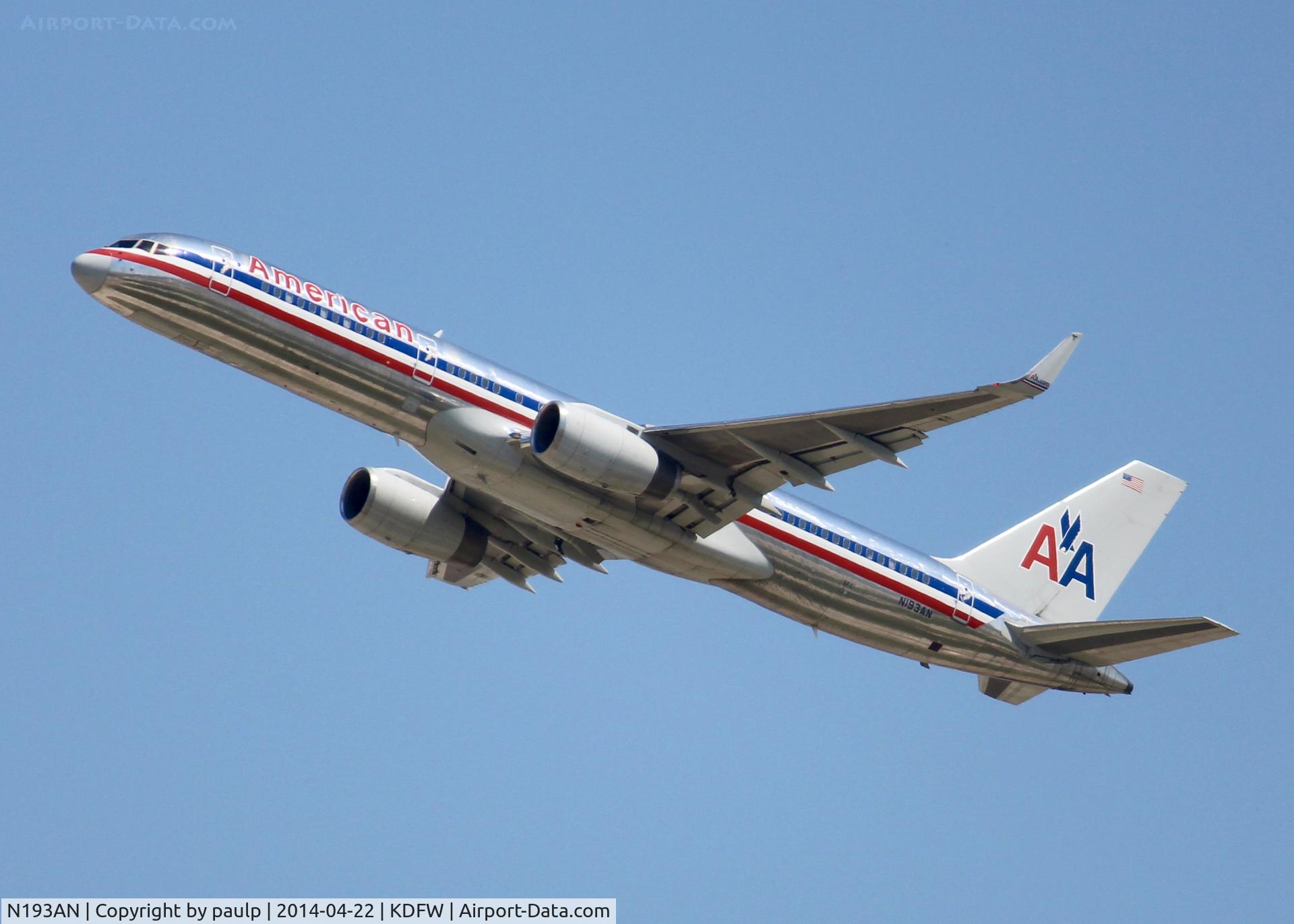 N193AN, 2001 Boeing 757-223 C/N 32387, At DFW.